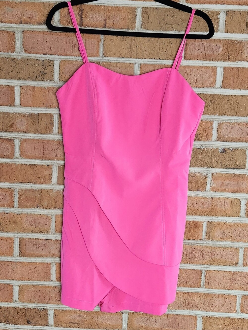 Chicme Women's Spagetti Strap Ruched Jumpsuit Romper In Hot Pink. S. NWOT